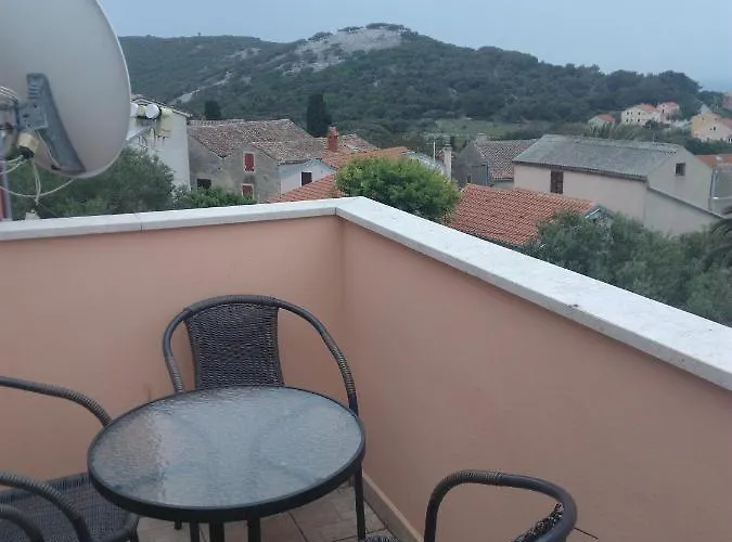 With Parking Space Cunski, Losinj - 8010