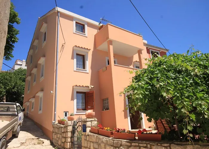 With Parking Space Cunski, Losinj - 8010 アパート *