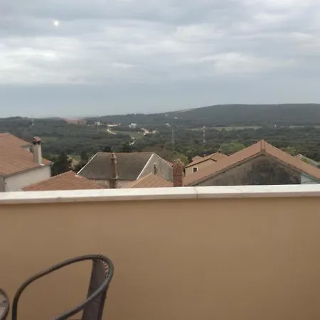 Appartement With A Parking Space Cunski, Losinj - 8010