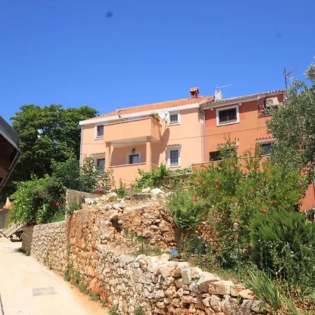 Appartement With A Parking Space Cunski, Losinj - 8010