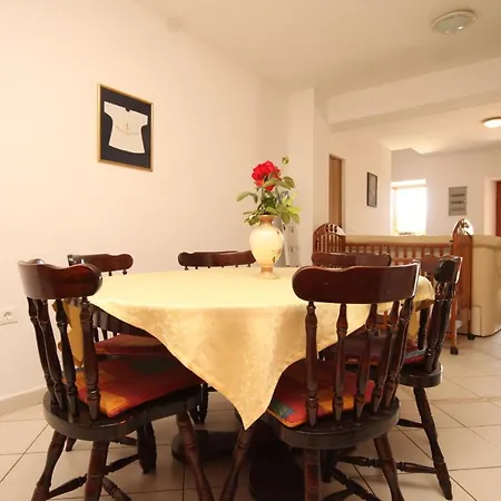 With Parking Space Cunski, Losinj - 8010 Čunski